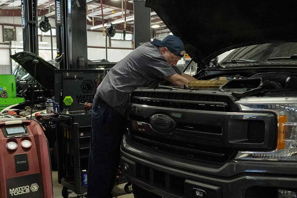 hm machanic repair brake 03